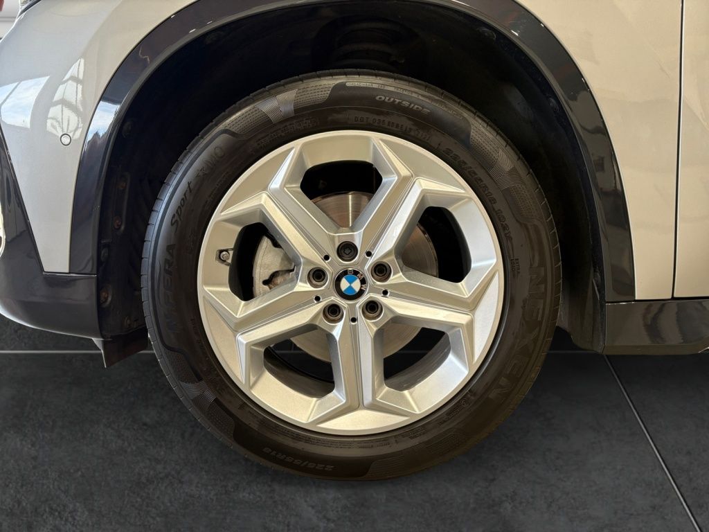 BMW X1 xDrive 20d xLine LED AHK KAM LHZ SHZ SPIEGELP foto 15
