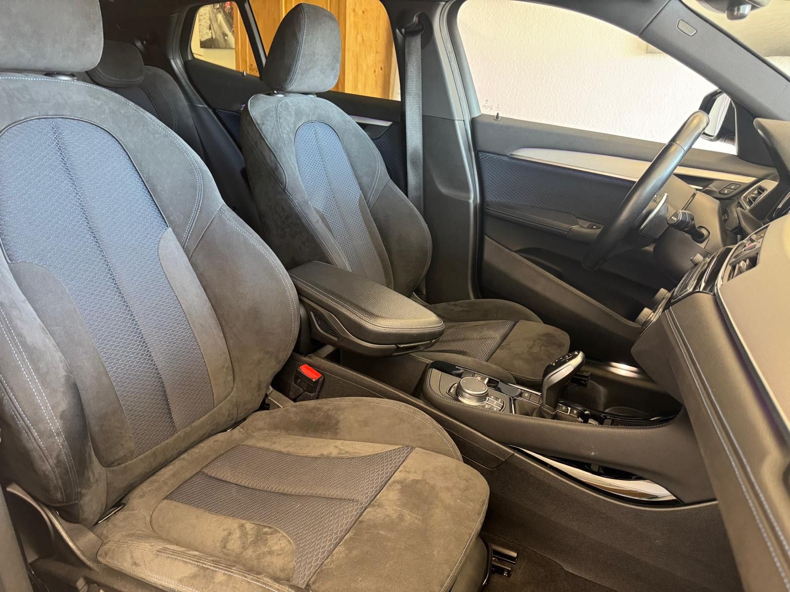 Fahrzeugabbildung BMW X2 xDrive 20 d MSport/NEUES GETRIEBE MIT BELEGEN