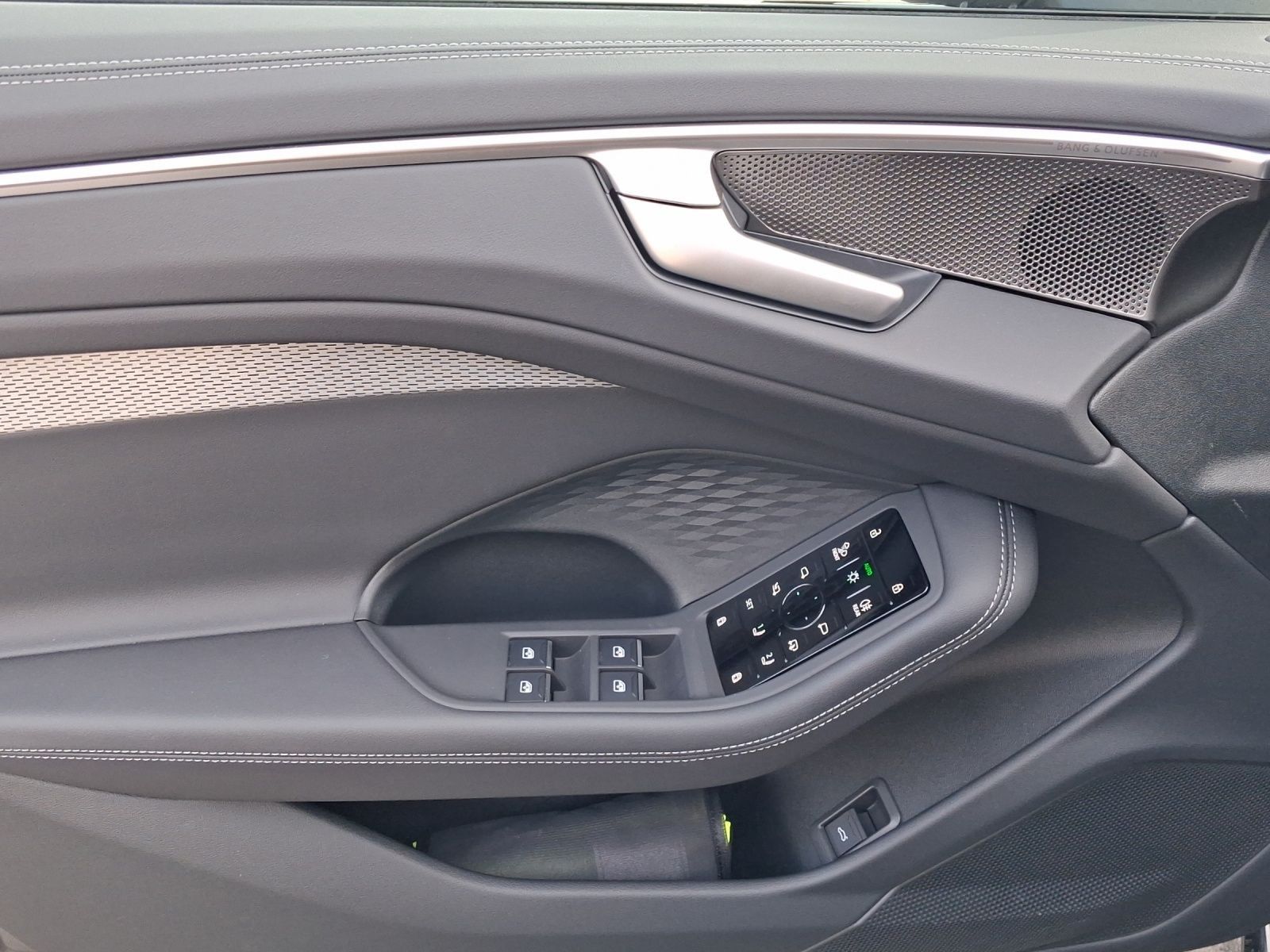 Audi A6 - Bild 8