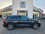 Volkswagen Touareg Elegance R-Line AHK Luft Kamera - Volkswagen Touareg: Luftfederung