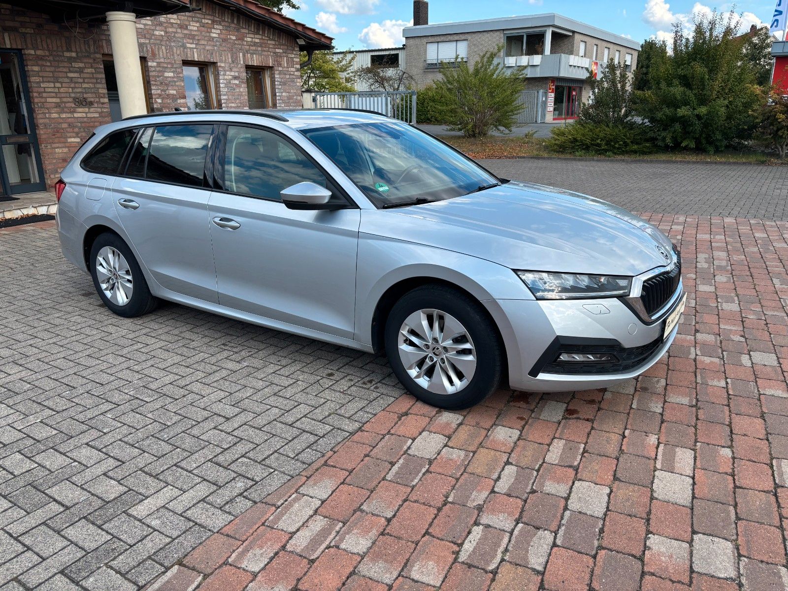 Skoda Octavia Combi Ambition+Navi+1.Hand+Ahk+
