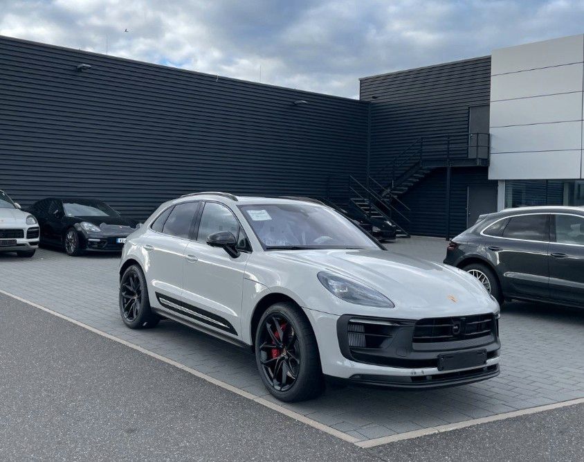 Image of Porsche Macan