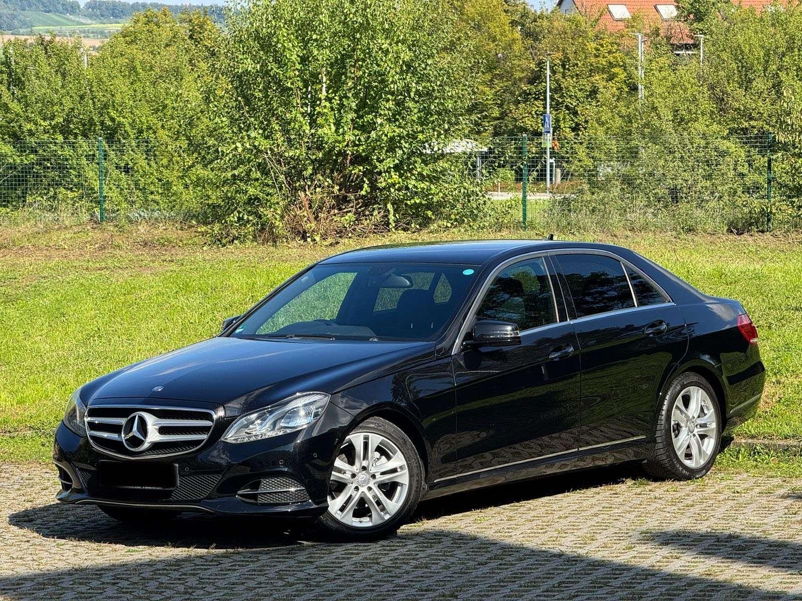 Mercedes-Benz E 220 E 220 CDI BlueEfficiency  Rechtlenkrad