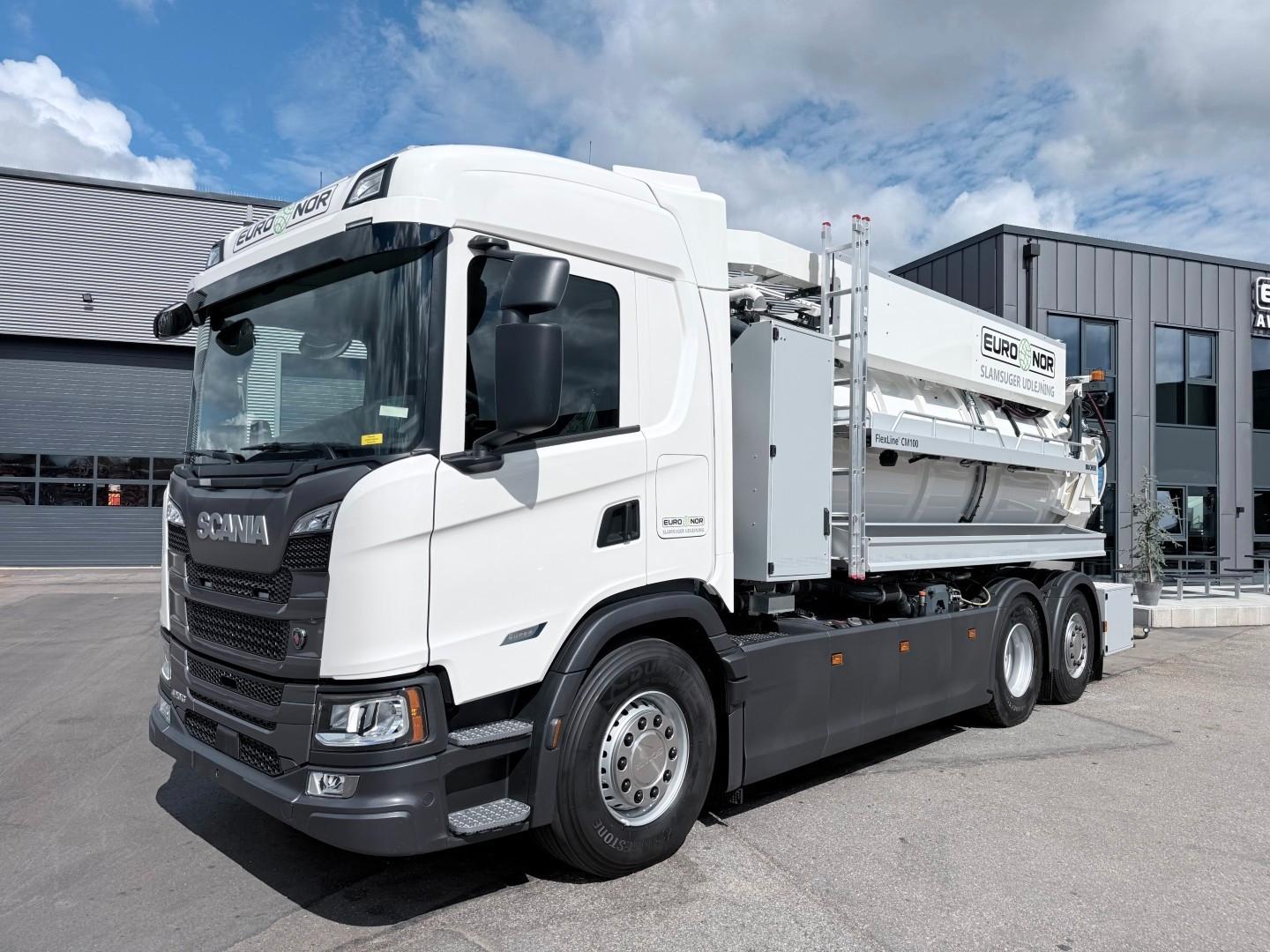Scania G420 B6x2*4NB Bucher FlexLine CM100