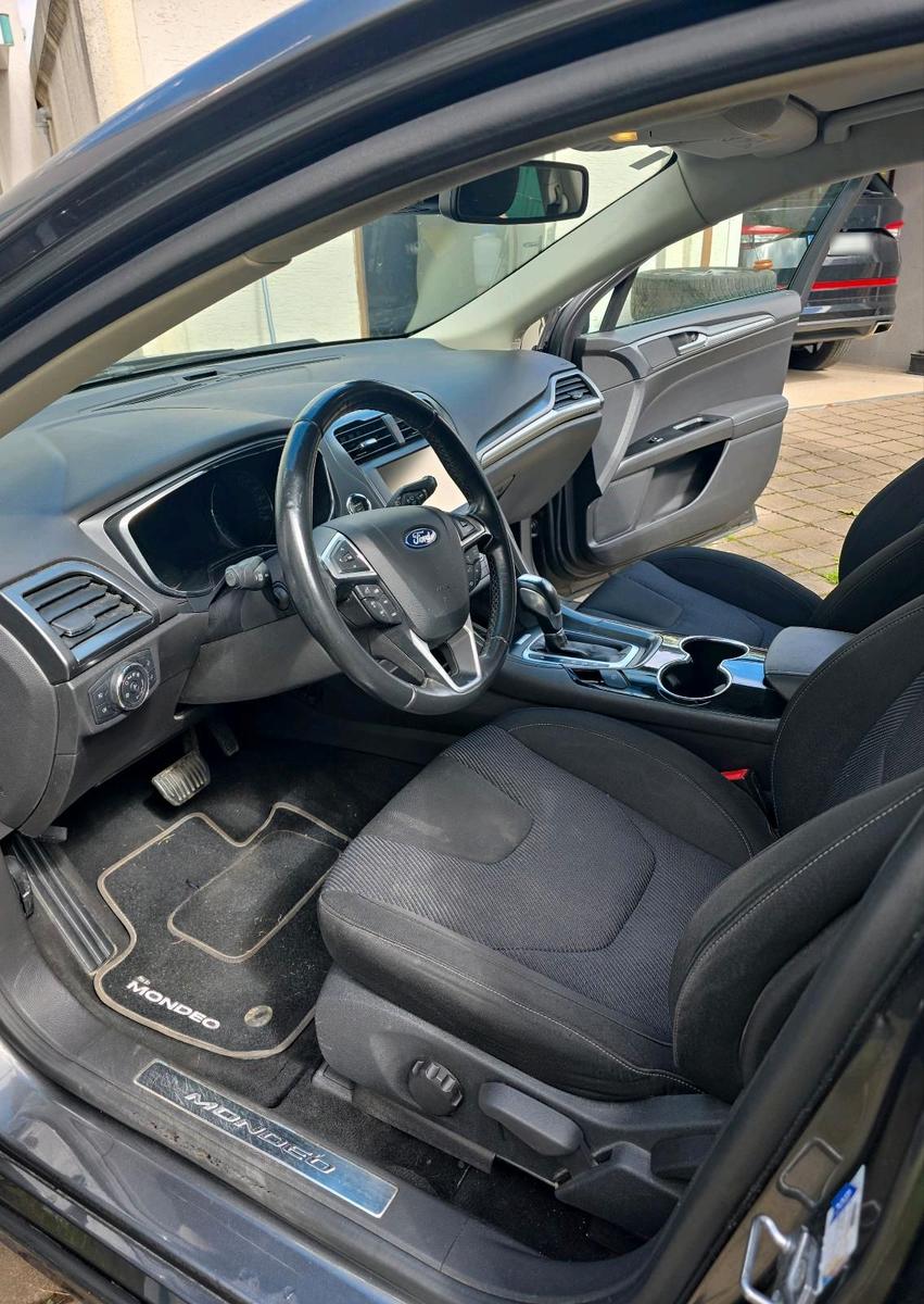 Ford Mondeo 2014 — photo 8