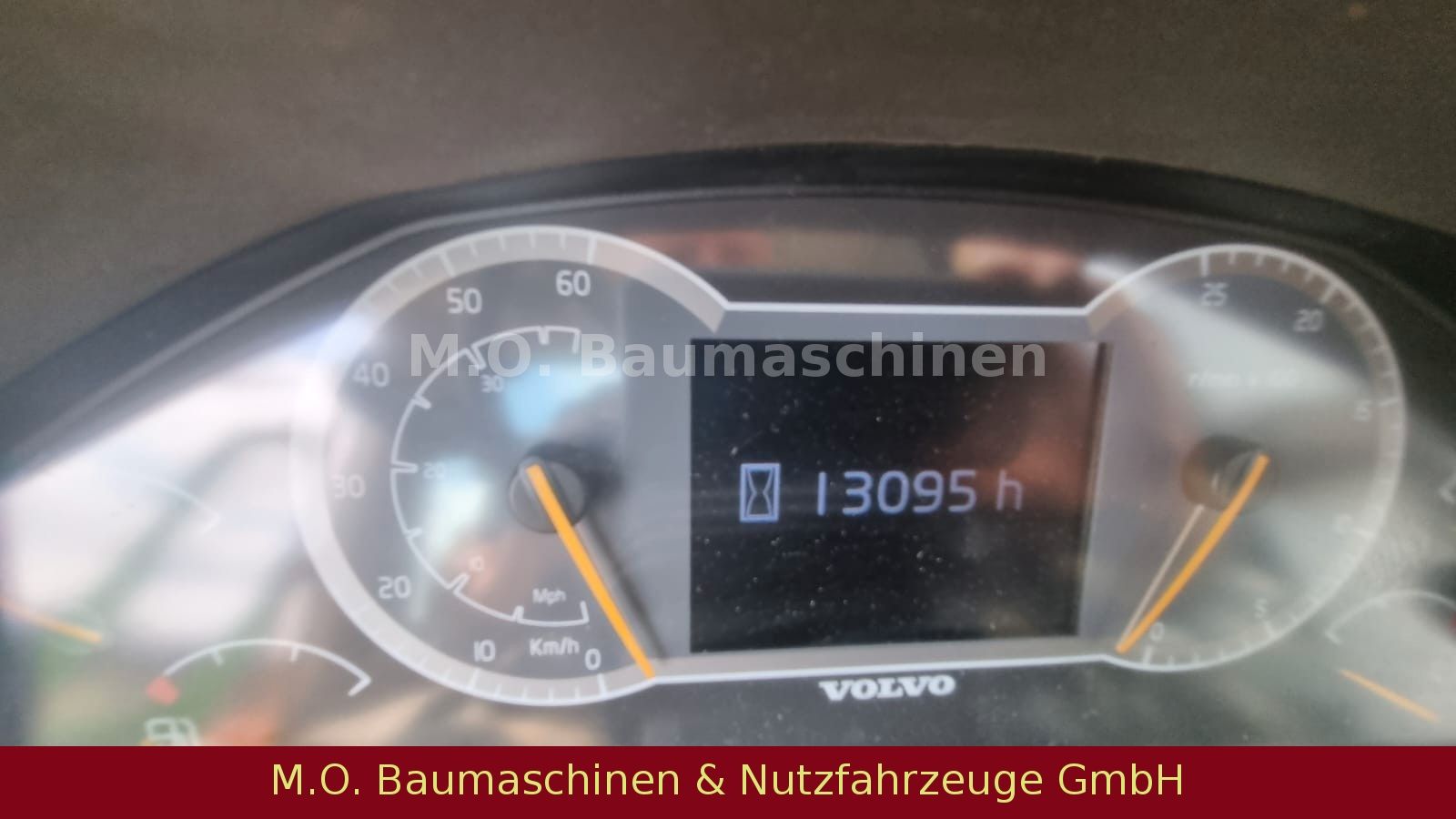 Fahrzeugabbildung Volvo L 90 H / ZSA / AC / SW / Hochkippschaufel/