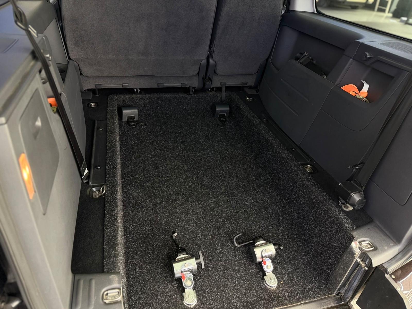 Volkswagen Caddy Maxi-DSG-Behindertengerecht-Rampe-1.Hand