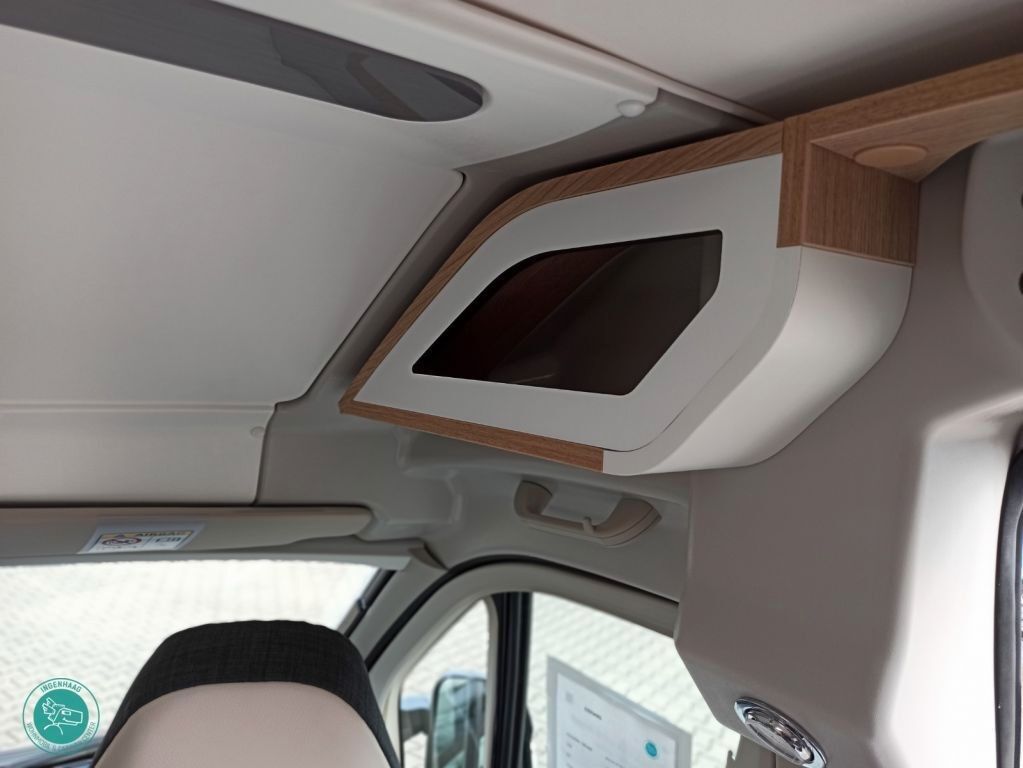 Fahrzeugabbildung Mooveo VAN 54 DB incl. Navi, TV/SAT, Solar, Markise