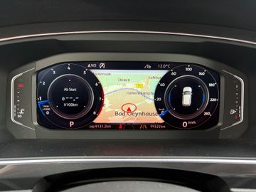 Fahrzeugabbildung Volkswagen Tiguan Allspace Highline 4Motion DSG 7 Sitze uvm