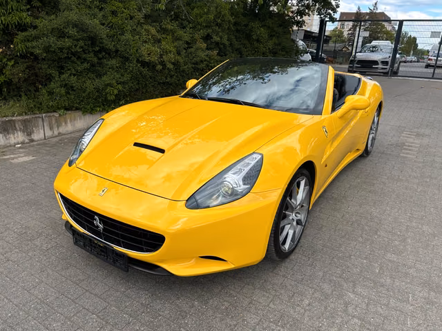 Ferrari California 4.3 V8 4-Sitzer