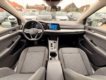 Volkswagen Golf - 9