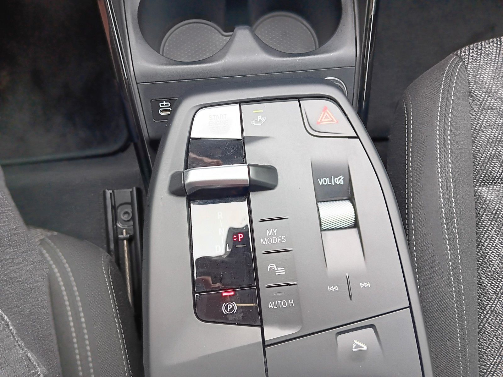 BMW X1 sDrive 18 d Automatik Navi Klima LED Sitzheiz foto 14