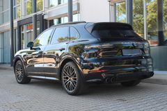 PORSCHE Cayenne / SPORT DESIGN PAKET / BOSE / MEMORY