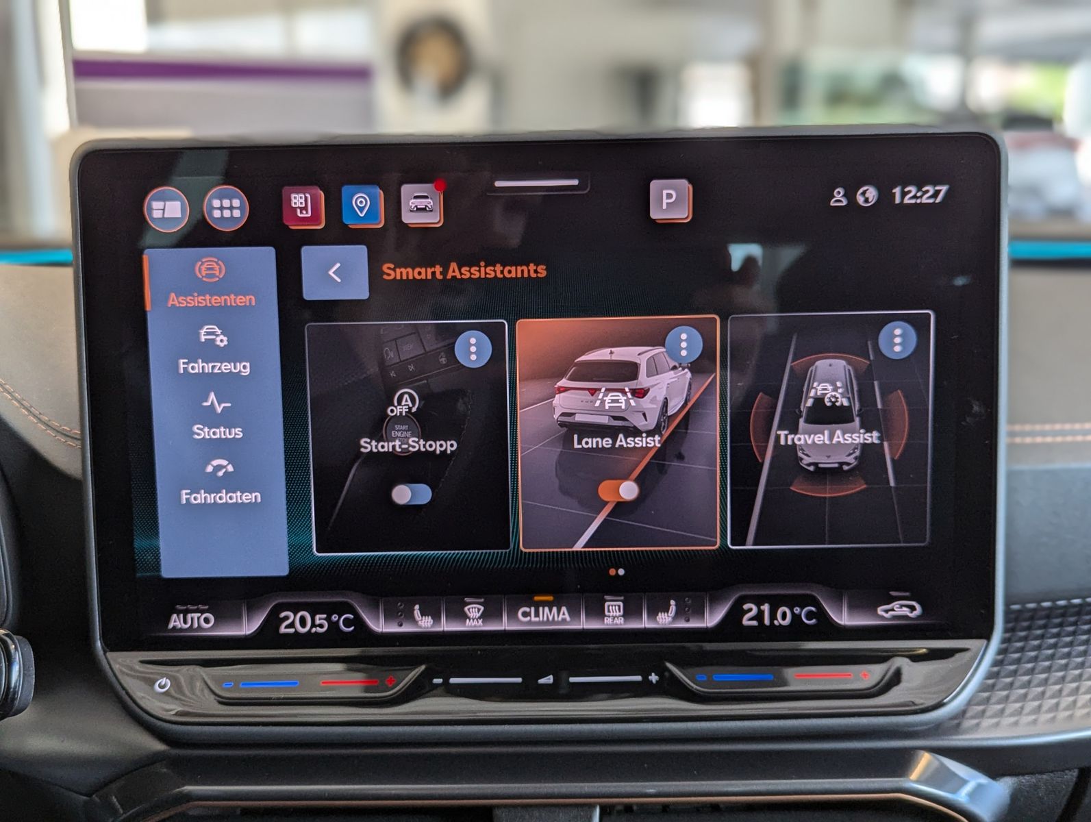 CUPRA Leon 1.5 eTSI Pano Intelligent-Dynamic-Edge-Pake - Image 28