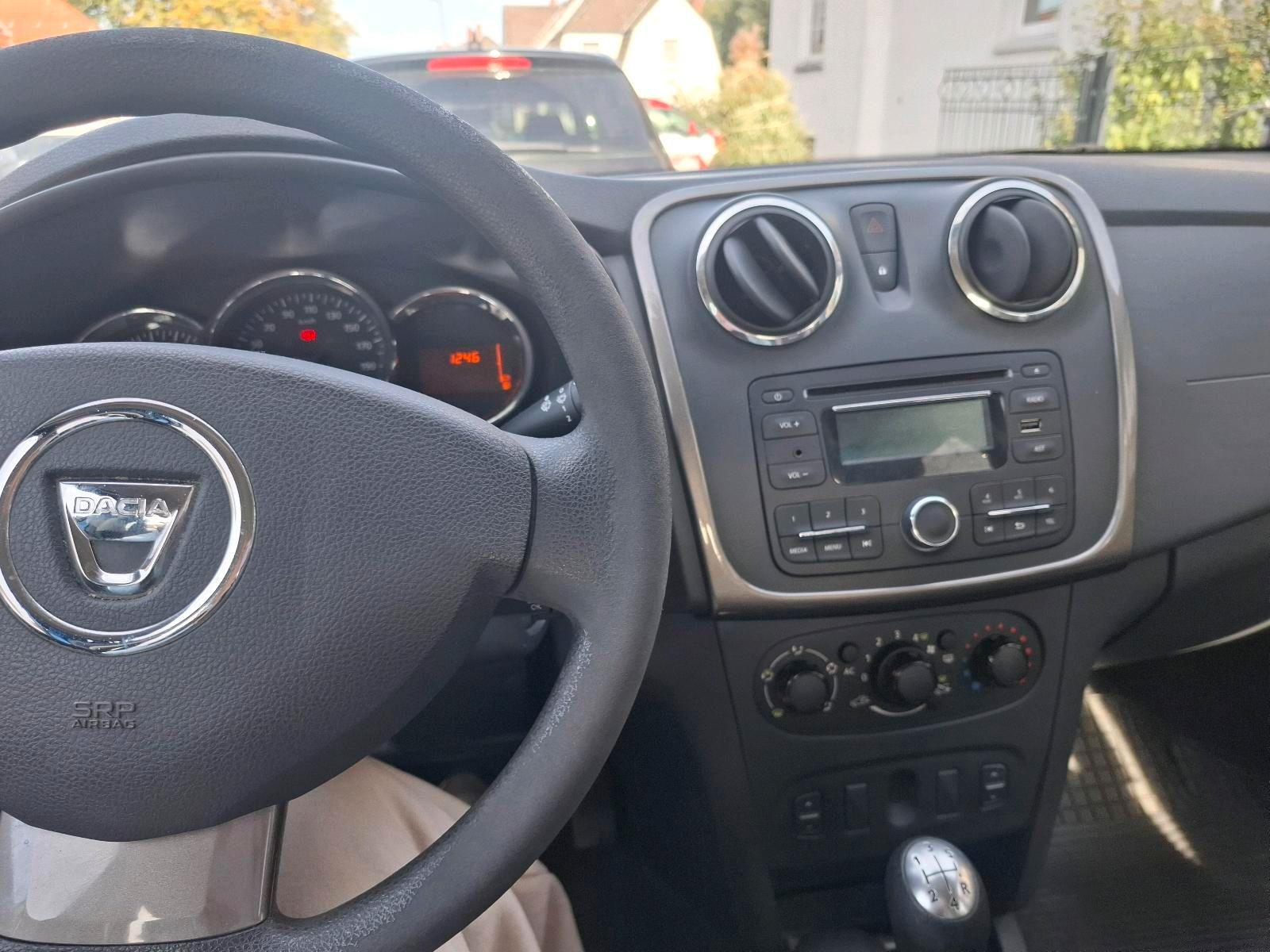 Dacia Sandero 2013 — engine 90 HP (66kW)