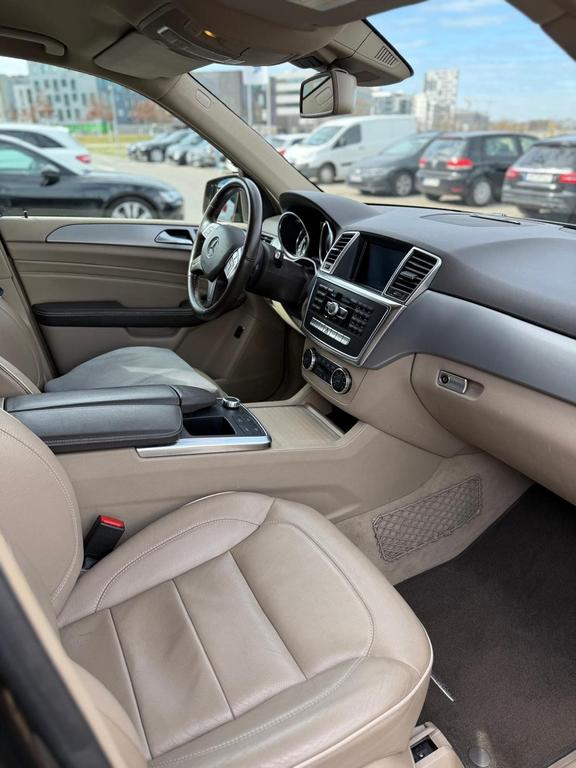 Mercedes-Benz ML 350