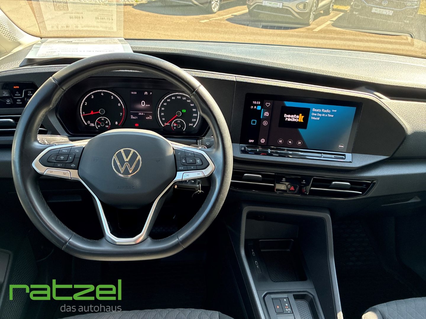 Fahrzeugabbildung Volkswagen Caddy Life 1.5 TSI DSG 5-Sitze Rückfahrkamera AC