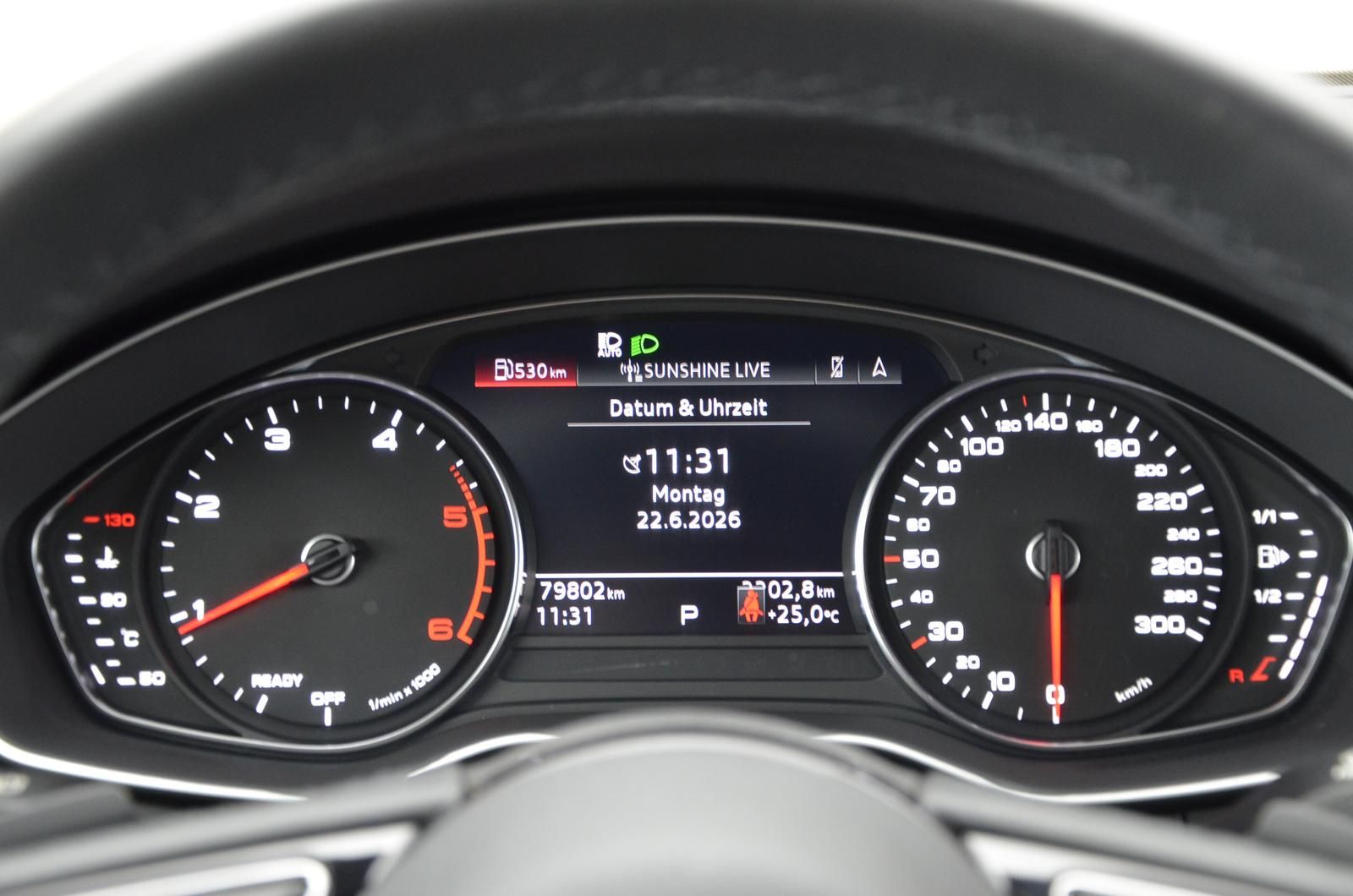 Fahrzeugabbildung Audi A4 Avant 30 TDI 100kW S tronic Navi