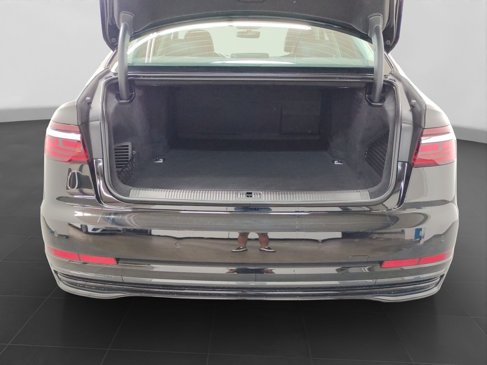 Audi A8 - Bild 17