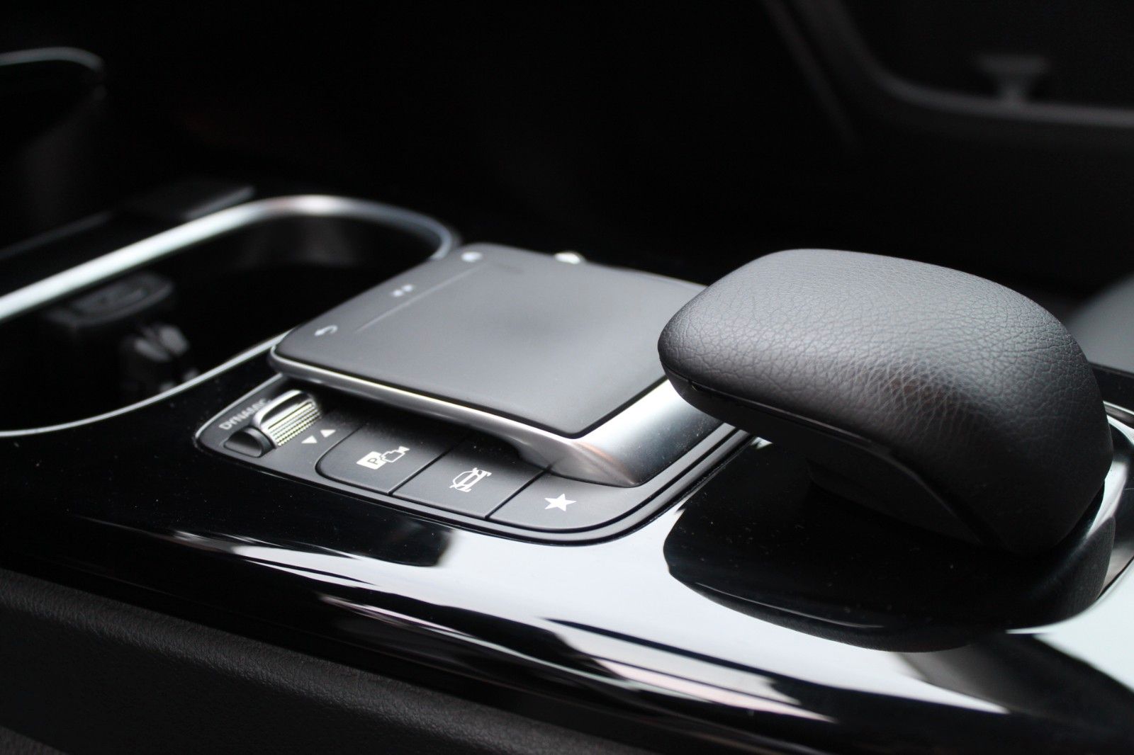Fahrzeugabbildung Mercedes-Benz Lim A 200 Style 4Matic  Allrad*Navi*AHK