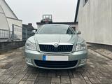 Skoda Octavia 1.8 TSI DSG Combi AHK XENON TOP
