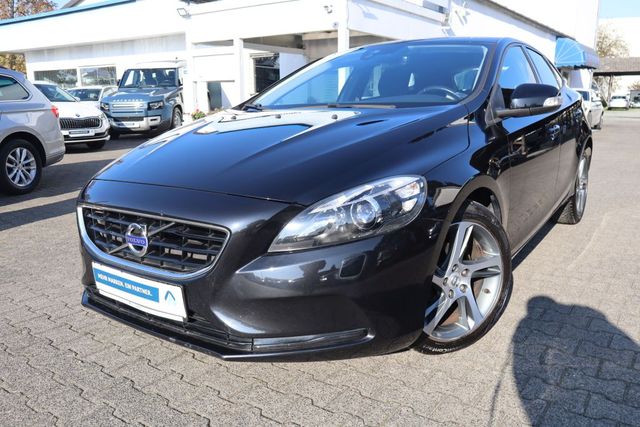 Volvo V40 D2 You|VOLVO SCHECKHEFT|SHZG|WENIG KM!!!|