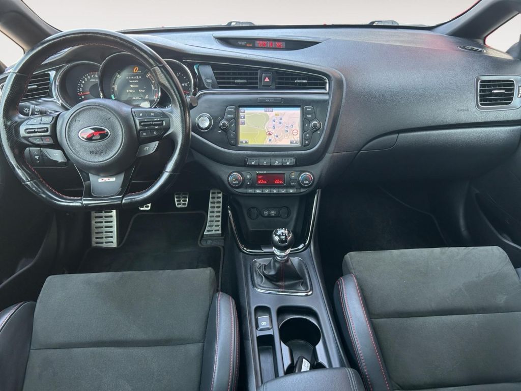 Fahrzeugabbildung Kia Ceed 1.6 T-GDI GT-Track