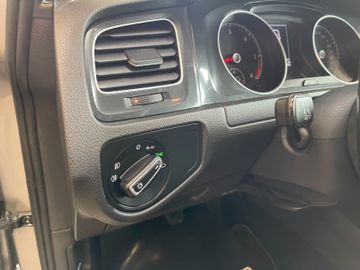 Volkswagen Golf VII Variant *ACC*NAVI*SHZ*PDC*LED*TOUCH*