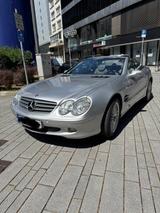 Mercedes-Benz SL 350 - - Mercedes-Benz aus 2003: Roadster
