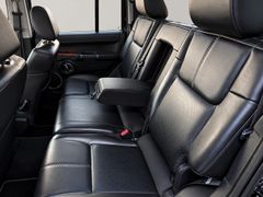 JEEP Commander 3.0 V6 CRD Limited S-Dach SHZ Leder