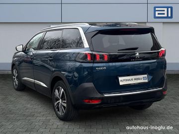 Peugeot 5008 - 3