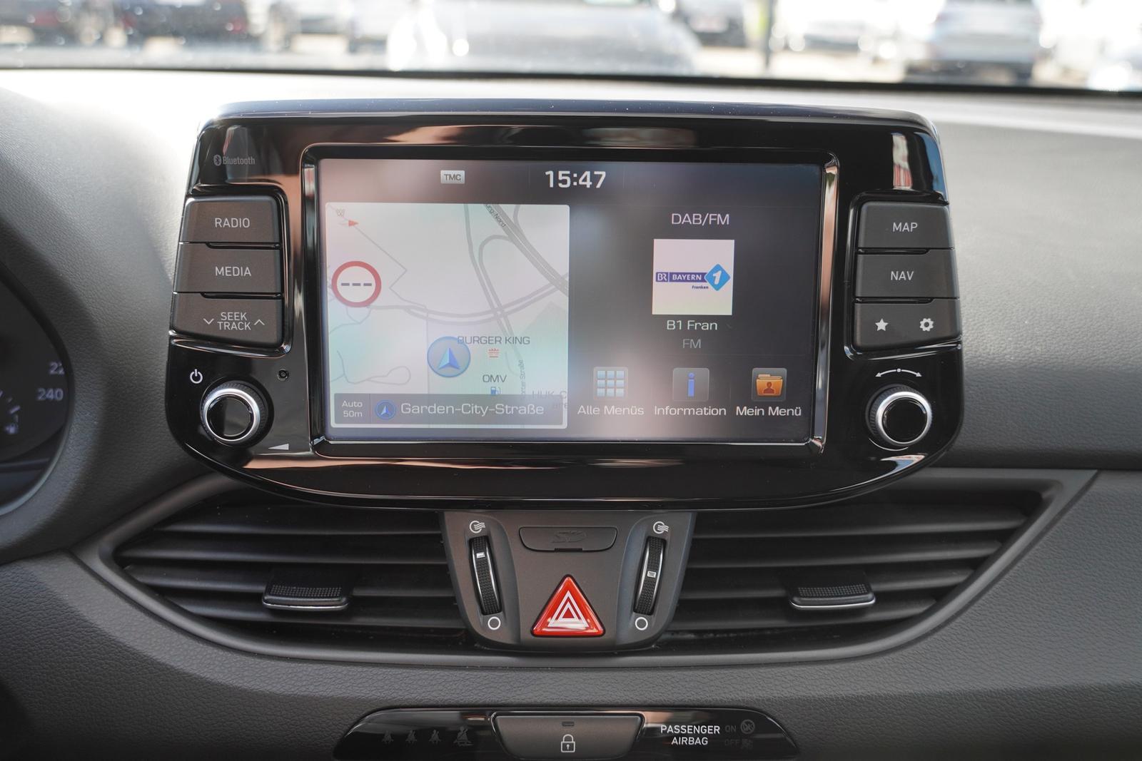 Hyundai i30 1.4 T-GDI Navi Kamera PDC Tempomat Bluetooth