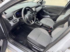 Fahrzeugabbildung Clio V Evolution 1.6 E-TECH Hybrid 145 EU6e