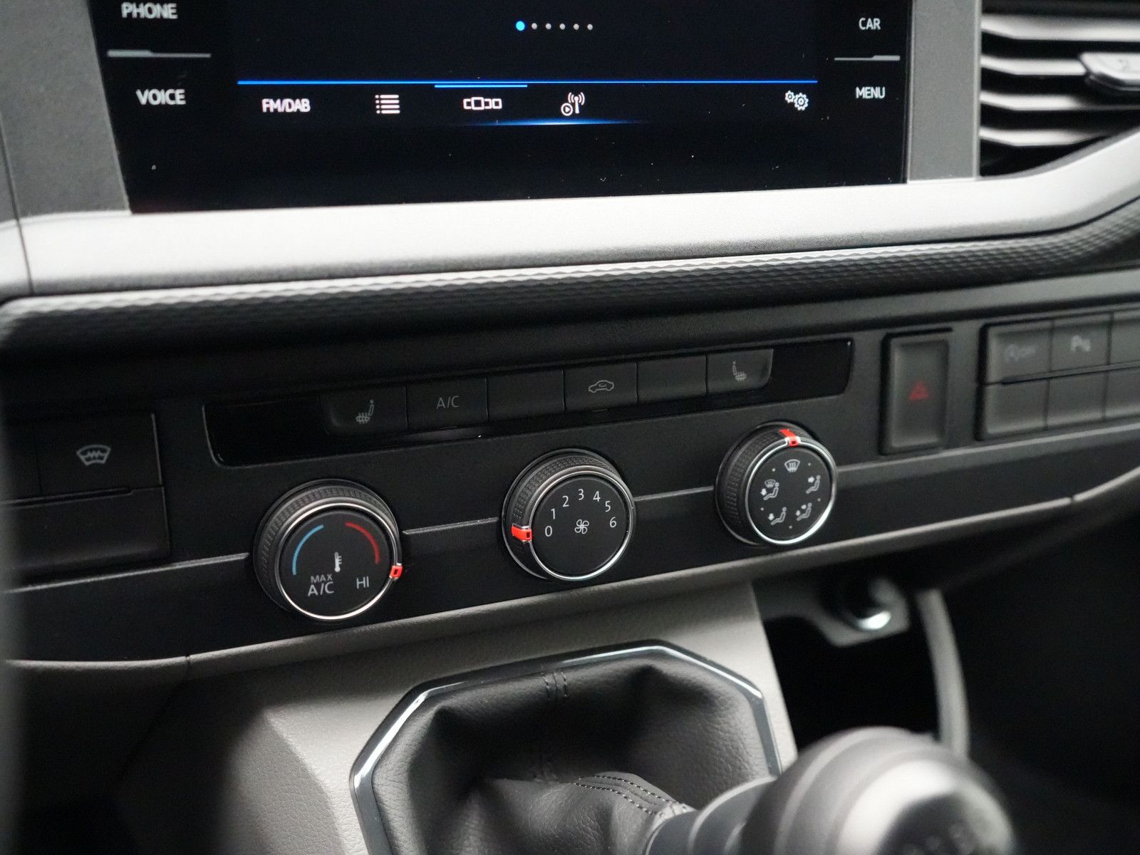 Volkswagen T6 Transporter - Bild 14