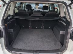 VW Touran 1.4 TSI DSG Highline Pano LED AHK Massage
