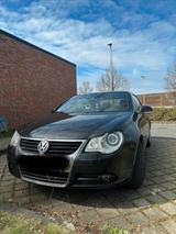 Volkswagen VW EOS 2.0 FSI Individual - Volkswagen Eos mit Benzin-Antrieb: Individual