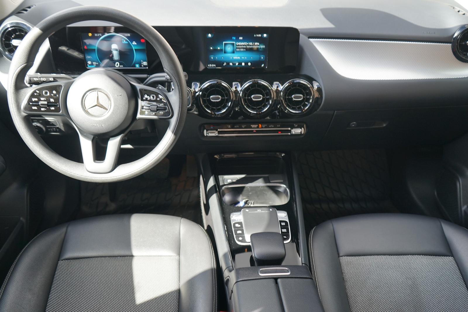 Mercedes-Benz B200 7G-DCT LED Tempomat Sitzheizung Teilleder