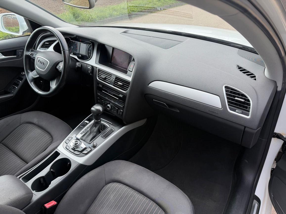 Audi A4 2015 — photo 7