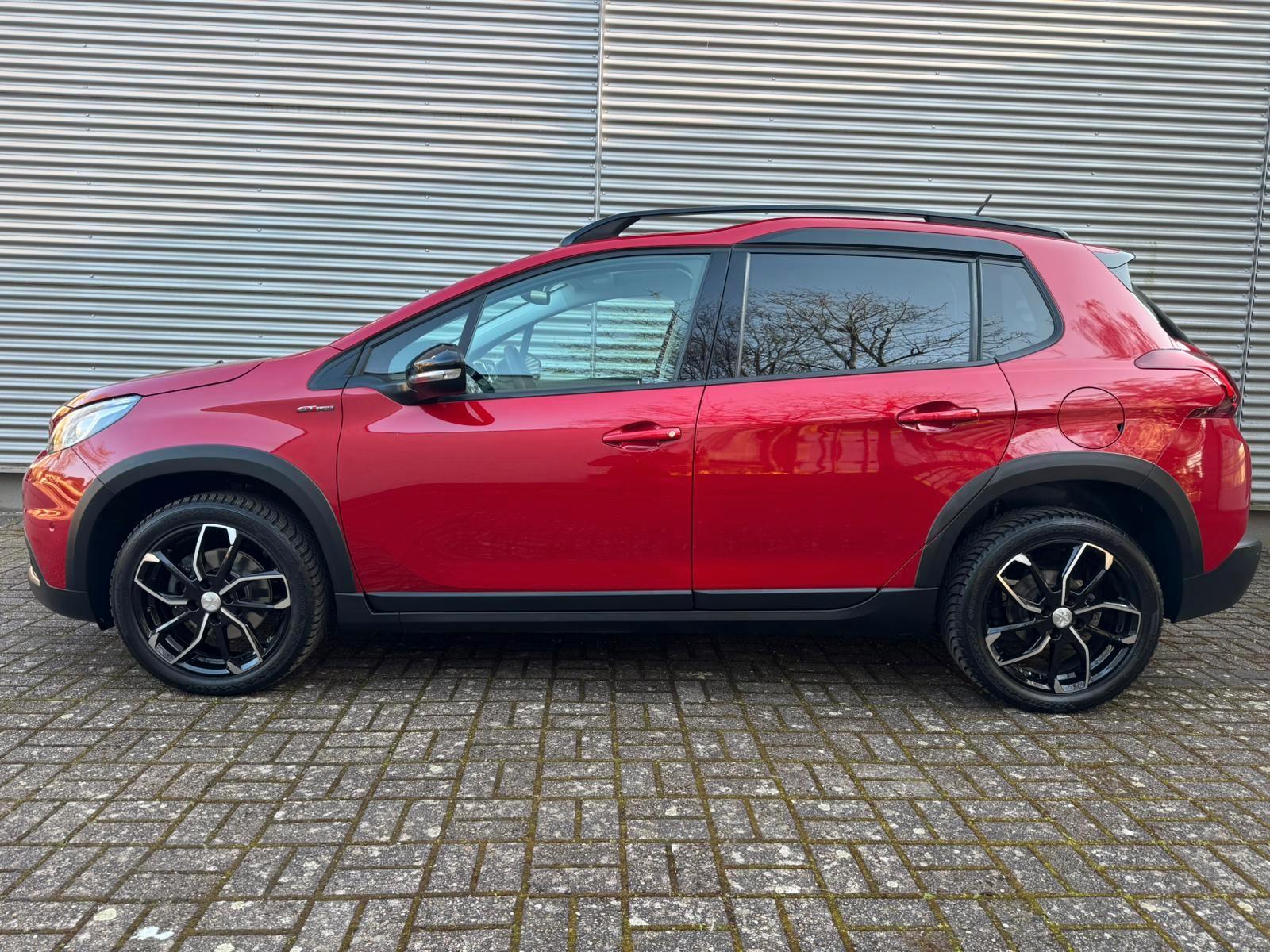 Peugeot 2008 Allure GT Automatik *PANO*KAMERA*NAVI*