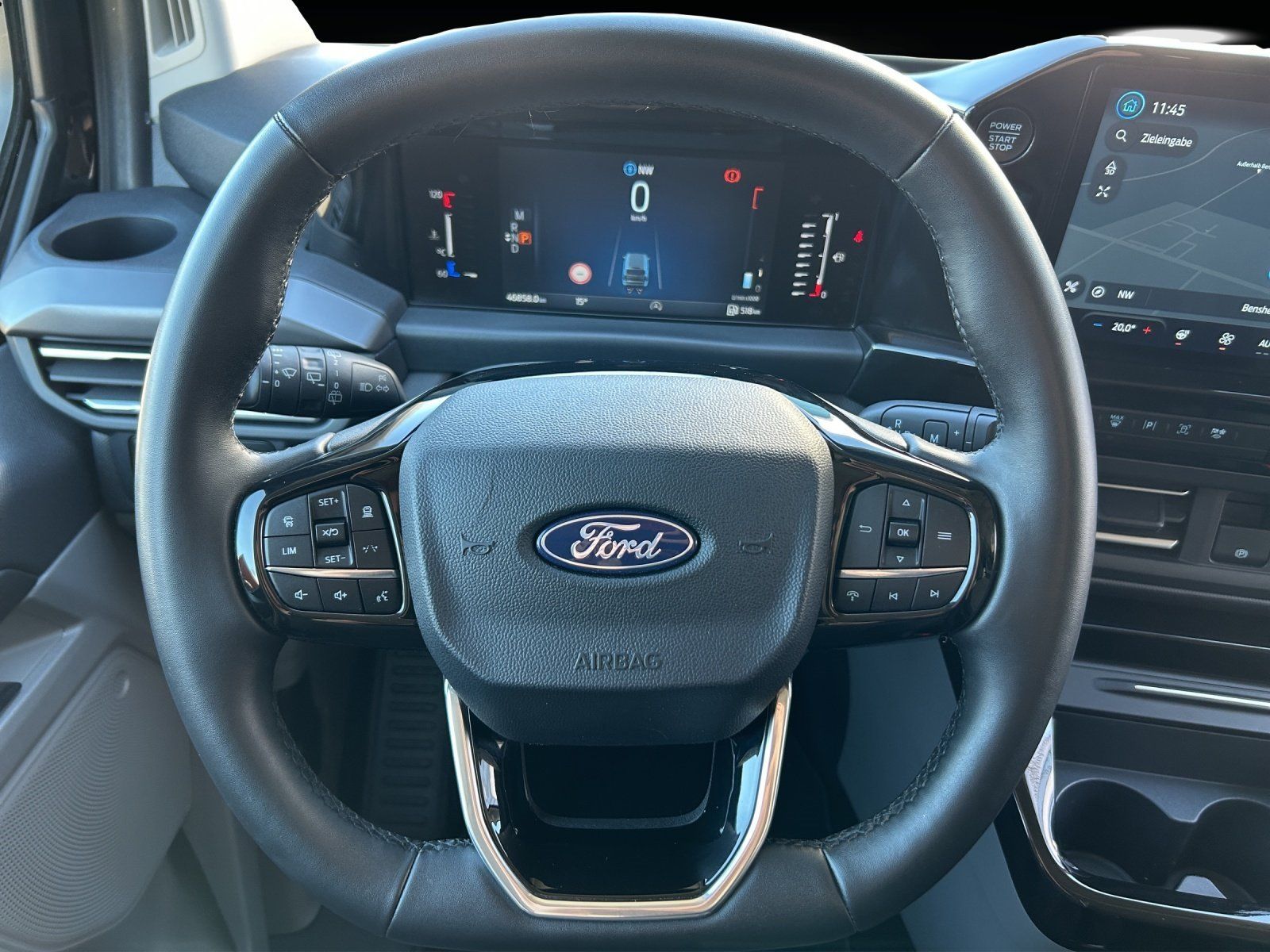 Fahrzeugabbildung Ford Tourneo Custom Titanium 320 L1 Aut./LED/ACC/CAM/