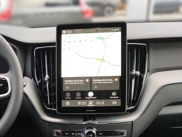 VOLVO XC 60 (Bild 16 von Array)