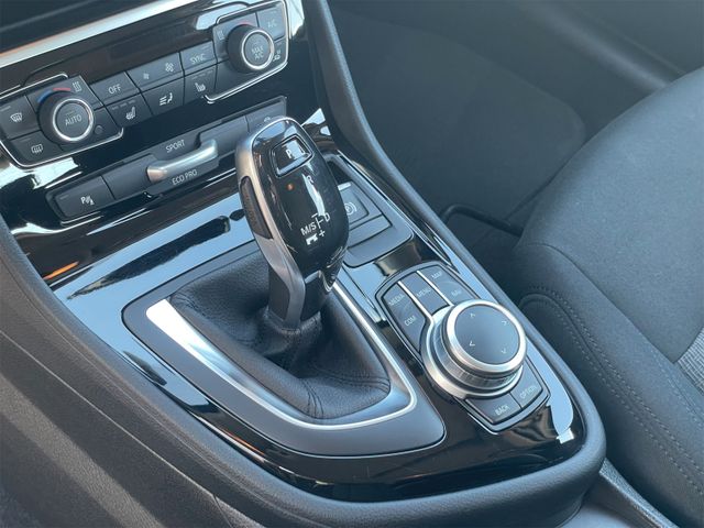 BMW 218d Active Tourer Advantage*Facelift*Buisness*