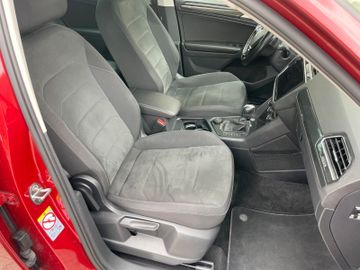 Volkswagen Tiguan - 9