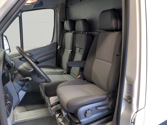 Volkswagen Crafter Kasten 30 L1H1 2.0TDI+Klima+Isri