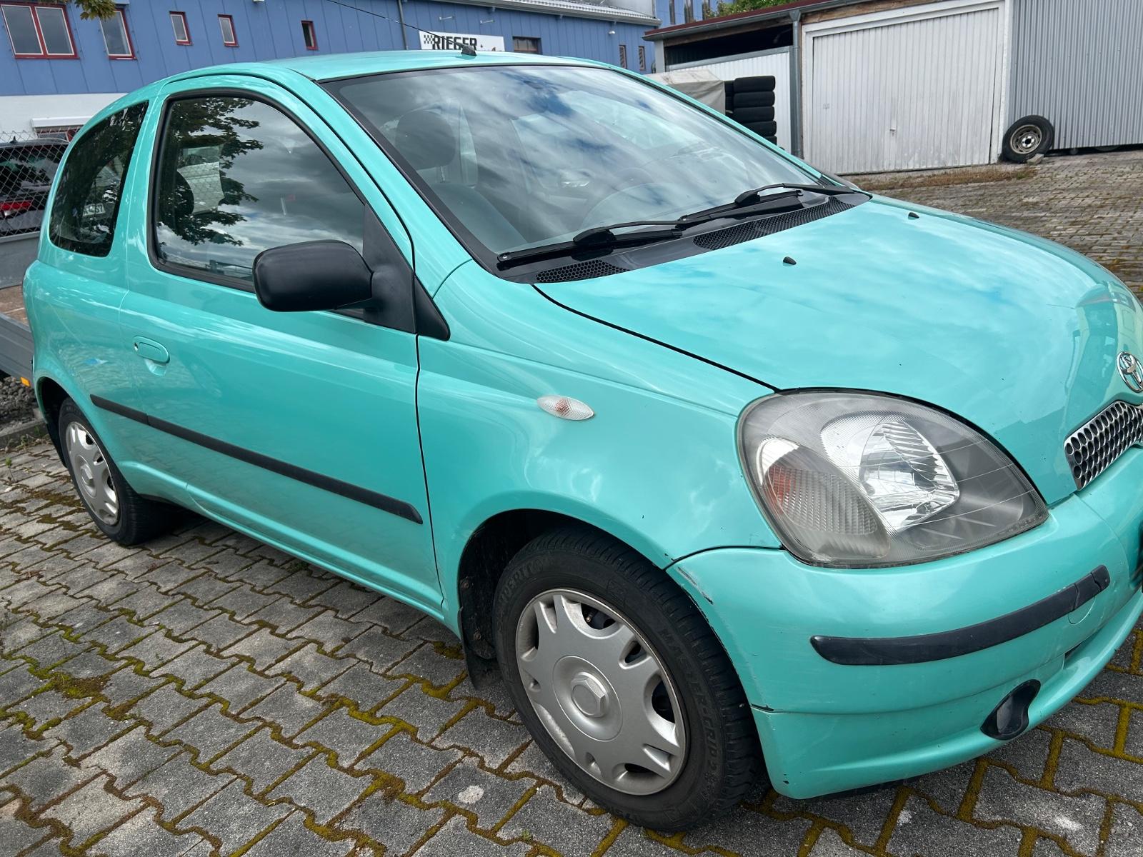 Toyota Yaris 1.3 Linea Sol AUTOMATIK  TÜV NEU6.28