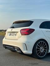 Mercedes-Benz A 180 PEAK Edition PEAK Edition - gebrauchte Mercedes-Benz A 180 aus dem Jahr 2018