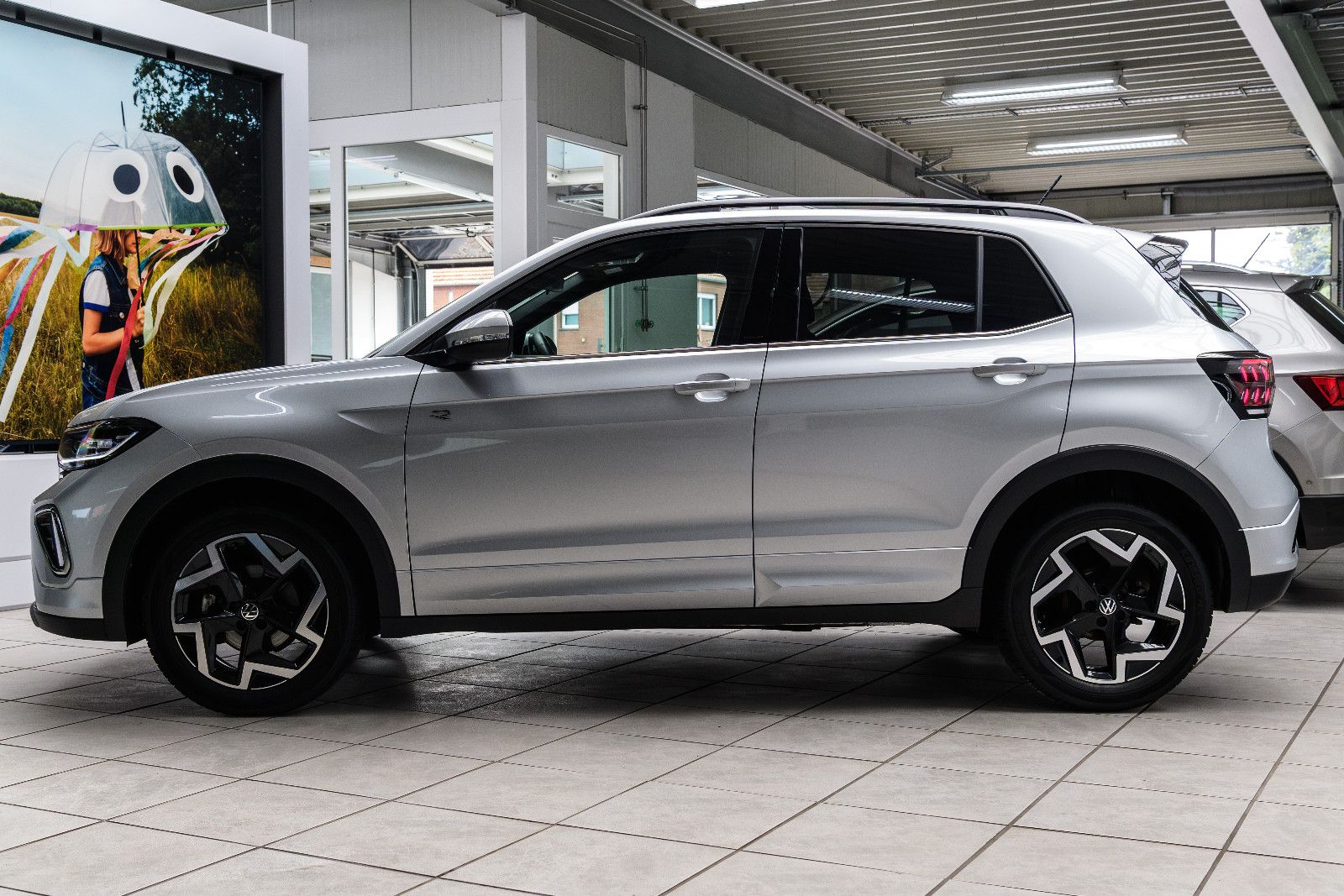 Fahrzeugabbildung Volkswagen T-Cross 1.5 TSI R-Line+LED+IQ+TOTWINKEL+ACC+AHK