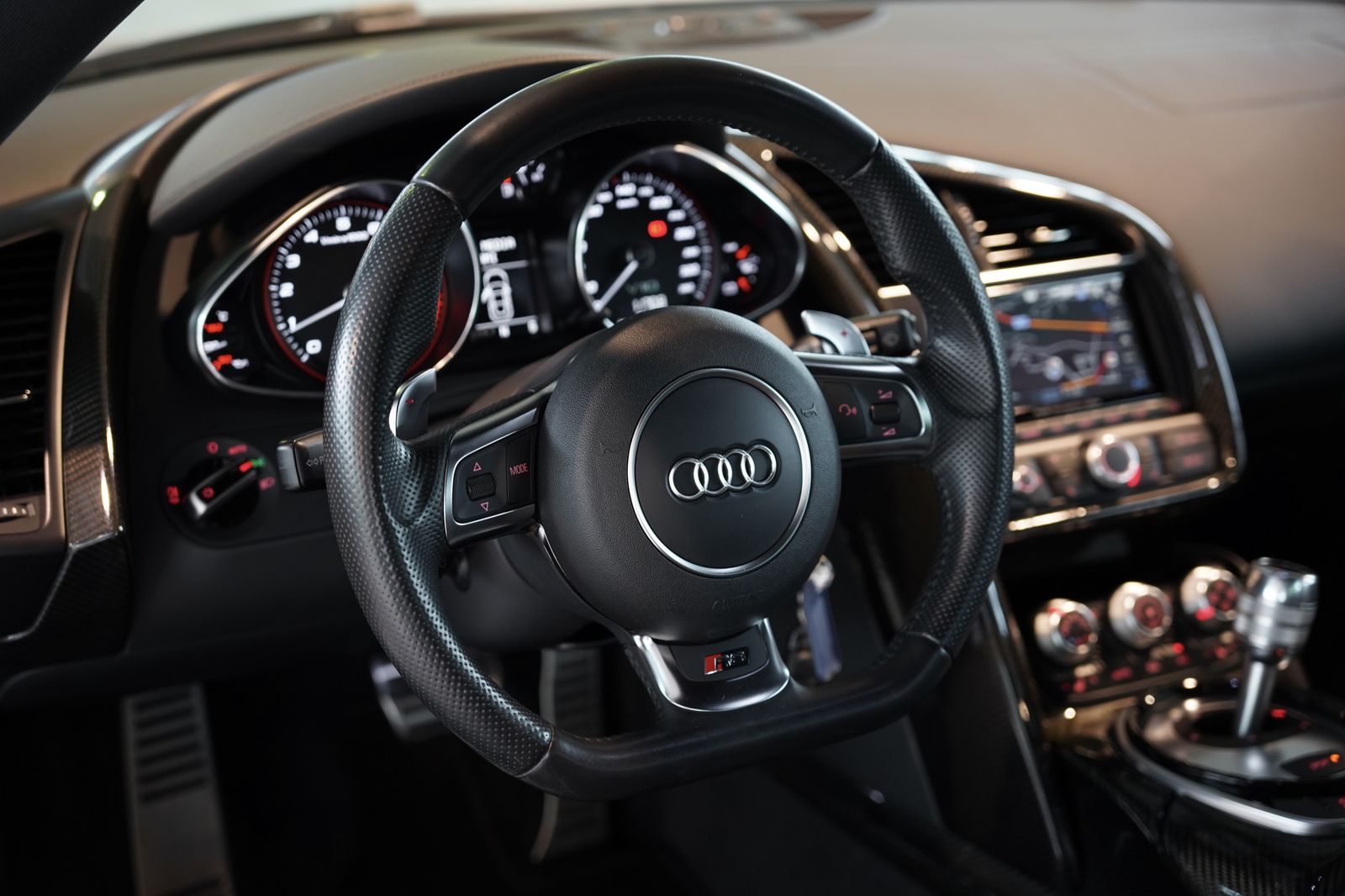 Audi R8