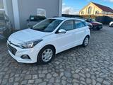 Hyundai i20 blue 1.2 Trend Digital,- Navigations-Paket - gebrauchte Hyundai i20 aus dem Jahr 2020