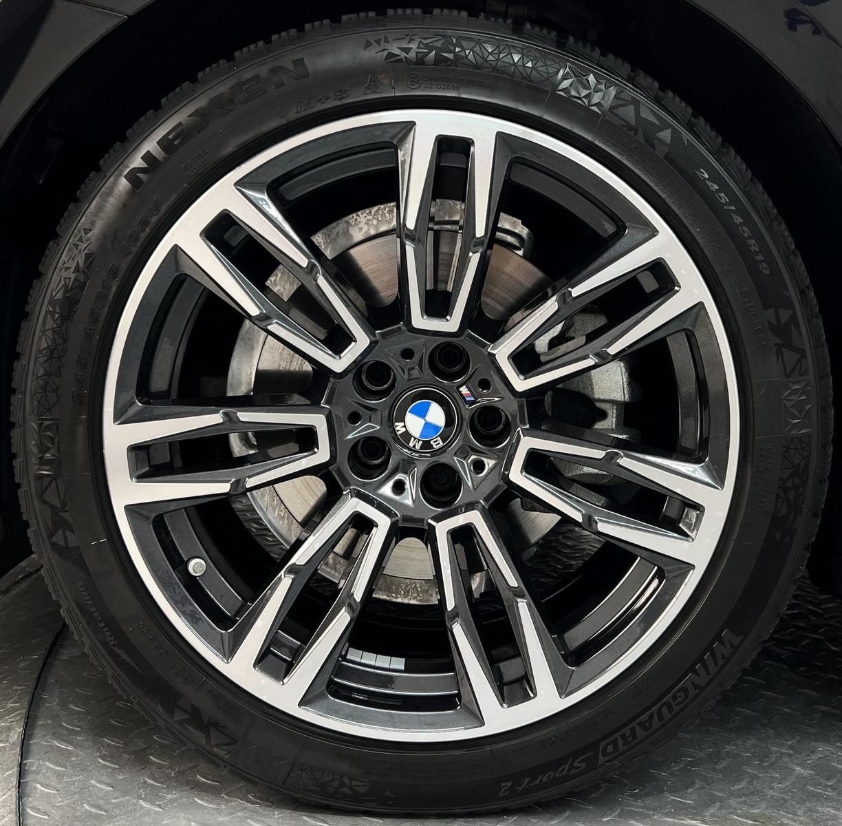 BMW 530 e M Sport 2,0 Plugin Hybrid 220 KW Benzin 6e